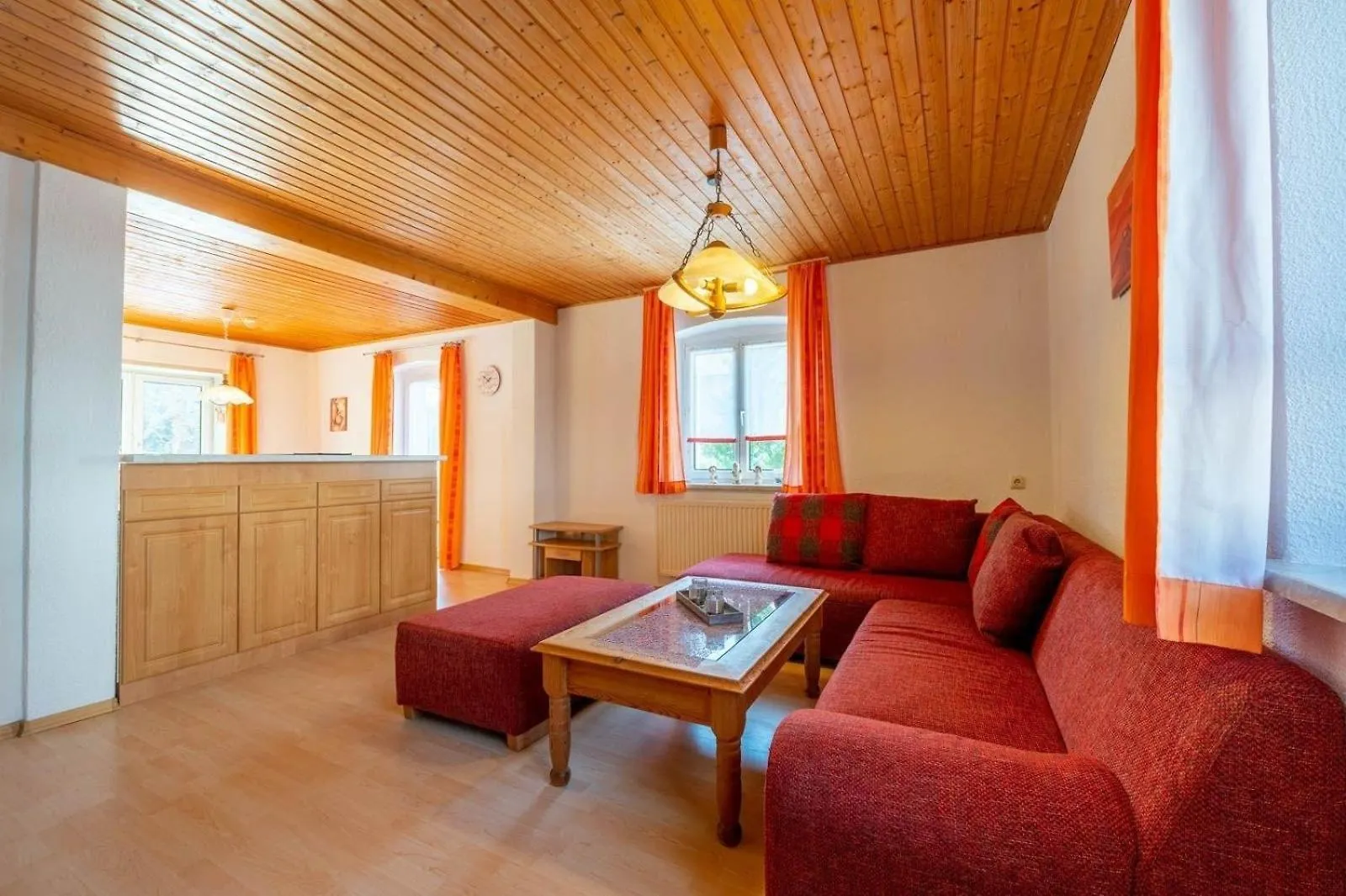 Ferienhaus In Baernau Mit Grossem Garten